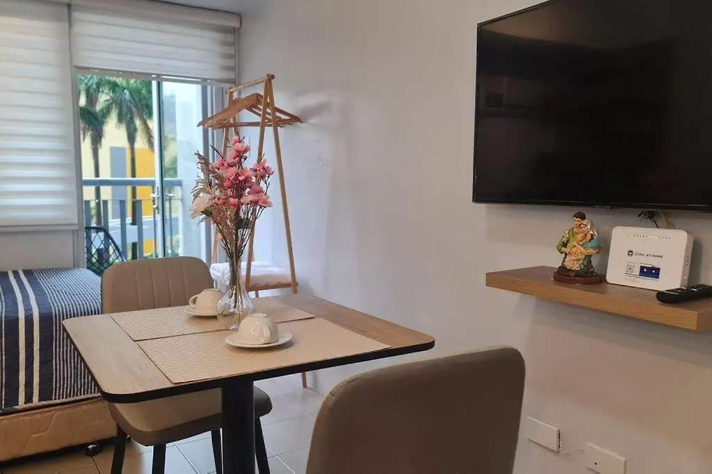 Affordable Condo In Makati W/ Wi-Fi, Netflix, Pool Manila 0*,  Philippines