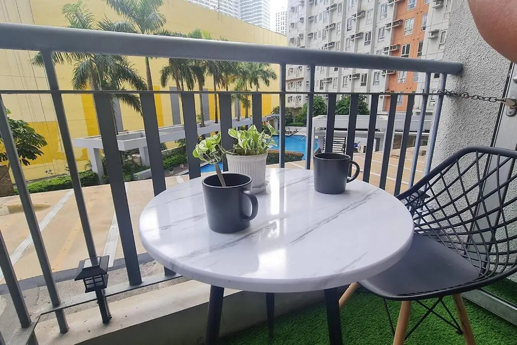 Affordable Condo In Makati W/ Wi-Fi, Netflix, Pool Manila 0*,